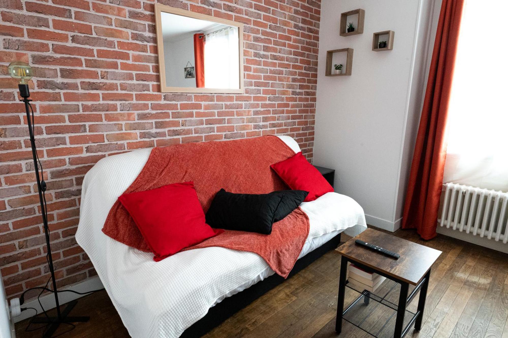 The Nice Place Proche Paris Et Disney Apartment Ньои-сюр-Марн Екстериор снимка
